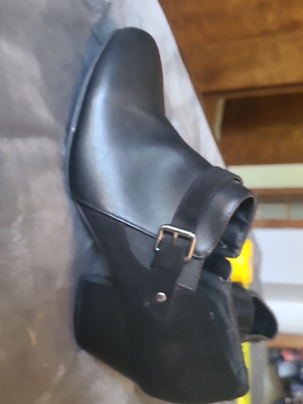 American Eagle Black "SHOOTIE" Zip Up Side